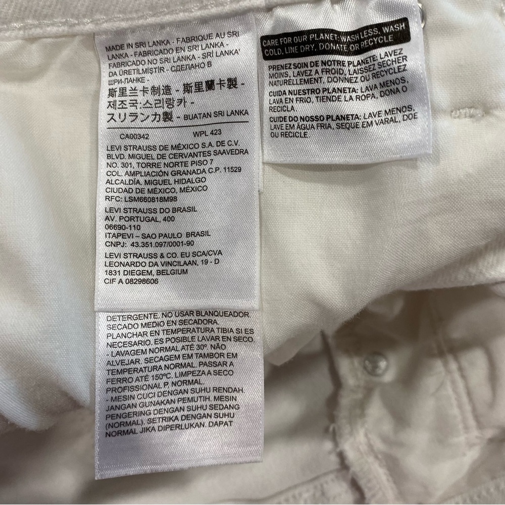 Levi's Women’s 721 Crisp White High Rise Skinny Jeans Size 24W - Picture 11 of 15
